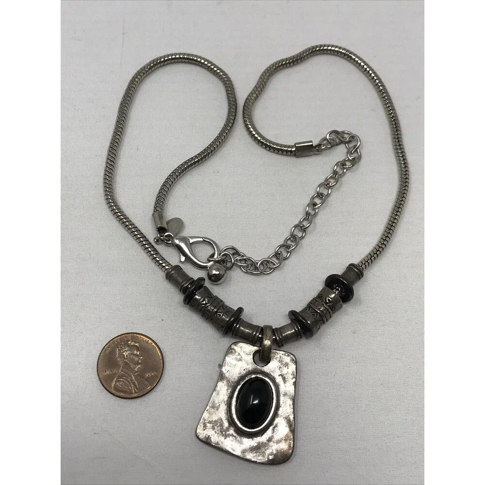 CHICO'S Pendant Necklace Hammered Silver Tone Metal Trapezoid w Black Oval